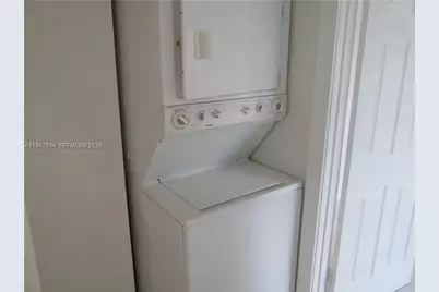 8043 Lagos De Campo Blvd #F-3, Tamarac, FL 33321 - Photo 15