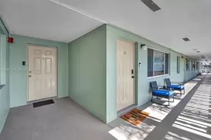 1423 Holly Heights Dr, Fort Lauderdale, FL 33304 - Photo 13