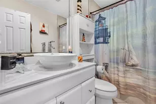 1423 Holly Heights Dr, Fort Lauderdale, FL 33304 - Photo 9