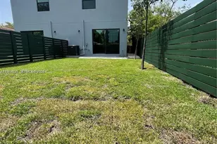 2737 SW 2nd St, Miami, FL 33135 - Photo 7