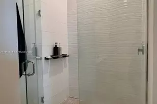 7875 NW 107th Ave, Doral, FL 33178 - Photo 17