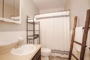 20 SE 12th St, Dania Beach, FL 33004 - Photo 17