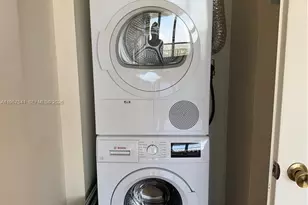 780 NE 69th St, Miami, FL 33138 - Photo 17