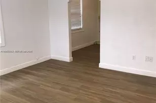 27 SW 55th Avenue Rd, Miami, FL 33134 - Photo 9