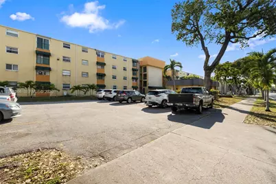 606 W 81st St #302, Hialeah, FL 33014 - Photo 1