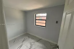 729 NW 19th Ave, Fort Lauderdale, FL 33311 - Photo 9