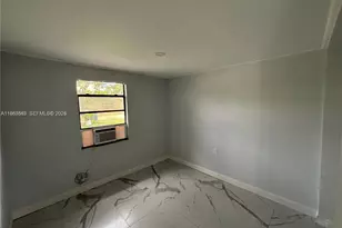 729 NW 19th Ave, Fort Lauderdale, FL 33311 - Photo 7