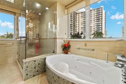 12 Seacrest Pkwy #3, Hollywood, FL 33019 - Photo 23