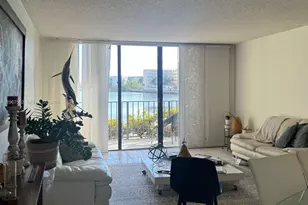 18151 NE 31st Ct, Aventura, FL 33160 - Photo 1