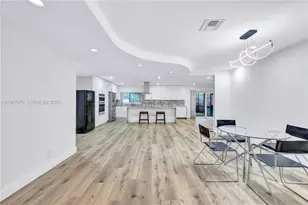 3211 Calle Largo Dr, Hollywood, FL 33021 - Photo 7