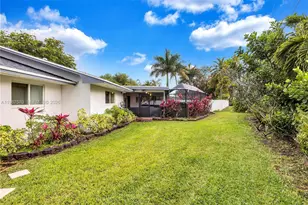3211 Calle Largo Dr, Hollywood, FL 33021 - Photo 21