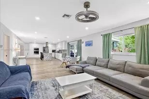 3211 Calle Largo Dr, Hollywood, FL 33021 - Photo 11