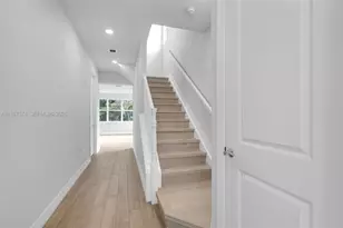 1595 Evergreen Ter, Hollywood, FL 33021 - Photo 3