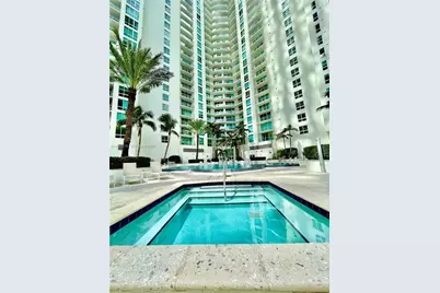 300 S Biscayne Blvd #T-3403, Miami, FL 33131 - Photo 27