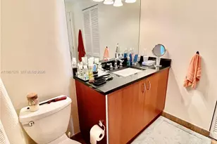 300 S Biscayne Blvd, Miami, FL 33131 - Photo 17