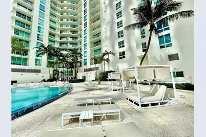300 S Biscayne Blvd #T-3403, Miami, FL 33131 - Photo 25