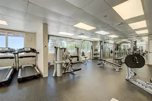 19201 Collins Ave, Sunny Isles Beach, FL 33160 - Photo 15