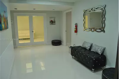 3213 N Ocean Blvd #1, Fort Lauderdale, FL 33308 - Photo 5