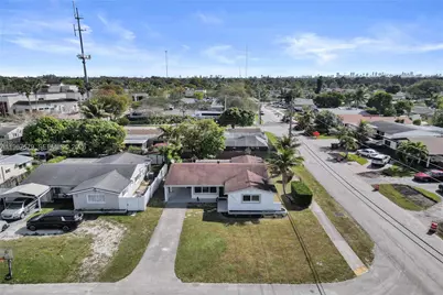 3221 SW 67th Way, Miramar, FL 33023 - Photo 29