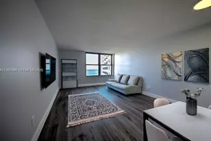 2899 Collins Ave, Miami Beach, FL 33140 - Photo 3