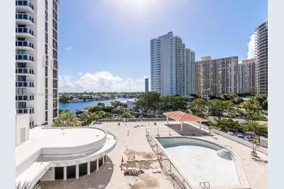 20505 E Country Club Dr #634, Aventura, FL 33180 - Photo 35