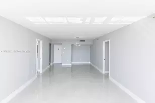 20505 E Country Club Dr, Aventura, FL 33180 - Photo 13