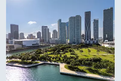 888 Biscayne Blvd #910, Miami, FL 33132 - Photo 17