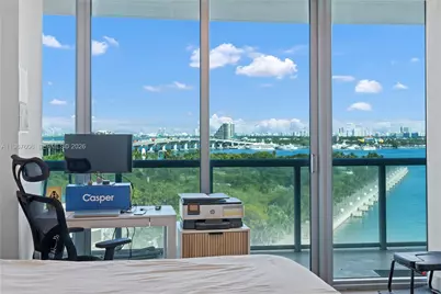 888 Biscayne Blvd #910, Miami, FL 33132 - Photo 11