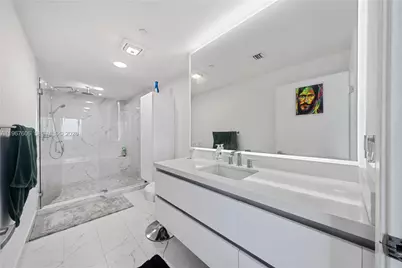 888 Biscayne Blvd #910, Miami, FL 33132 - Photo 13