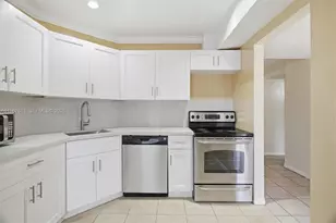 6300 S Falls Cir Dr, Lauderhill, FL 33319 - Photo 13