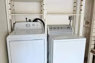 1251 SW 84th Terrace, Pembroke Pines, FL 33025 - Photo 29