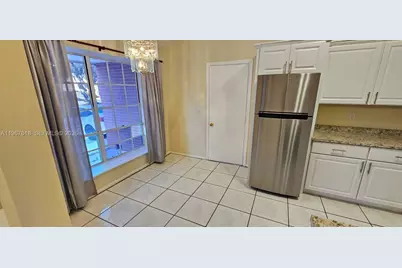1251 SW 84th Ter, Pembroke Pines, FL 33025 - Photo 27