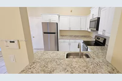 1251 SW 84th Ter, Pembroke Pines, FL 33025 - Photo 23