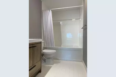 10 SW South River Dr #1709, Miami, FL 33130 - Photo 11