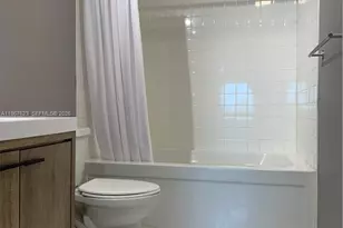 10 SW South River Dr, Miami, FL 33130 - Photo 11