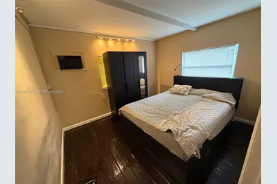 320 NW 132nd St, North Miami, FL 33168 - Photo 17