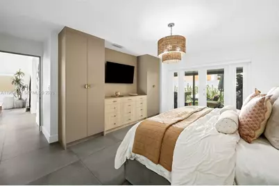 18146 NW 61st Pl, Hialeah, FL 33015 - Photo 15