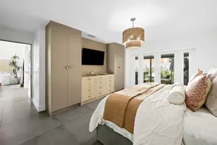 18146 NW 61st Pl, Hialeah, FL 33015 - Photo 15