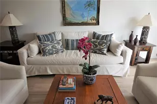 210 Sea View Dr, Key Biscayne, FL 33149 - Photo 5