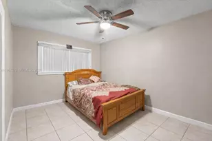911 SW 39th Ave, Fort Lauderdale, FL 33312 - Photo 11