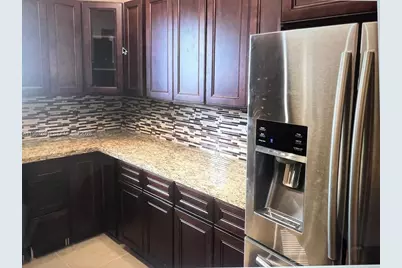 735 NE 152nd St, Miami, FL 33162 - Photo 5