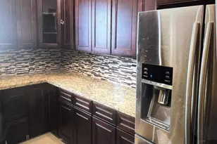 735 NE 152nd St, Miami, FL 33162 - Photo 5