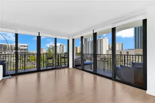 600 Parkview Dr, Hallandale Beach, FL 33009 - Photo 5