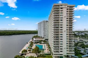 300 Bayview Dr, Sunny Isles Beach, FL 33160 - Photo 47