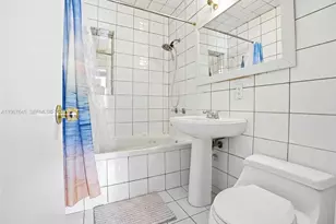 11430 SW 46th St, Miami, FL 33165 - Photo 11