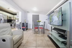 11430 SW 46th St, Miami, FL 33165 - Photo 7