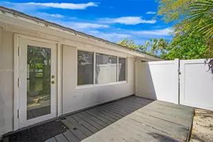 5650-5652 NE 17 Terrace NE 17th Terrace, Fort Lauderdale, FL 33334 - Photo 25