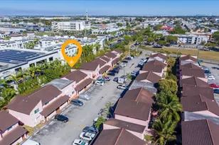 8027 Lake Dr, Doral, FL 33166 - Photo 17