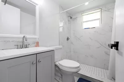 8027 Lake Dr #201, Doral, FL 33166 - Photo 15