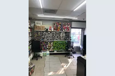 57th, Miami Gardens, FL 33055 - Photo 5